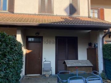 Villetta a schiera in vendita di 123 m² in Via Nazioni Unite, 80
