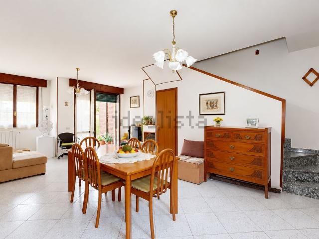 Villetta a schiera in vendita di 124 m² in Via Lazzaretto