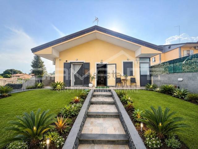 Villetta a schiera in vendita di 125 m² in Via Belpasso Pedara