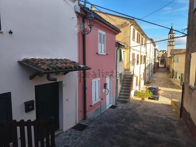 Villetta a schiera in vendita di 125 m² in Via la Rocca