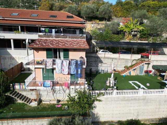 Villetta a schiera in vendita di 125 m² in Località Casermette, 33