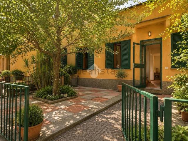 Villetta a schiera in vendita di 127 m² in Via Falconeto, 1