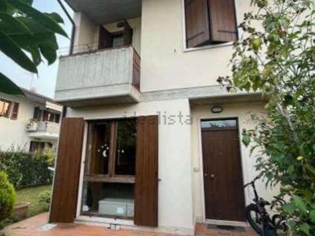 Villetta a schiera in vendita di 127 m² in Via San Caterina da Siena