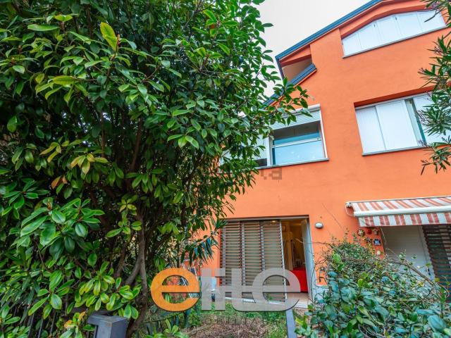 Villetta a schiera in vendita di 127 m² in Via Paolo Maspero, 28