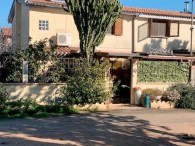 Villetta a schiera in vendita di 127 m² in Località rio San girolamo