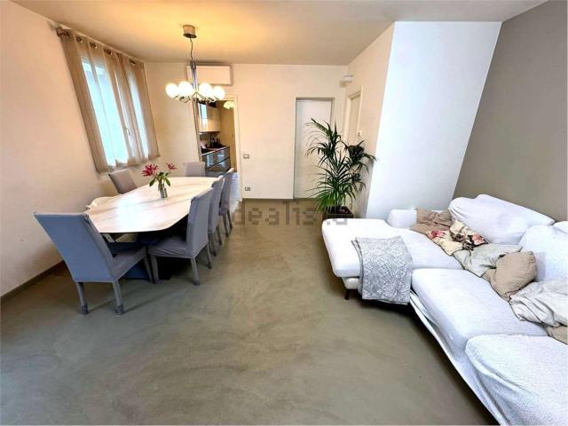 Villetta a schiera in vendita di 128 m²