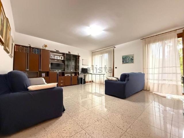 Villetta a schiera in vendita di 128 m²