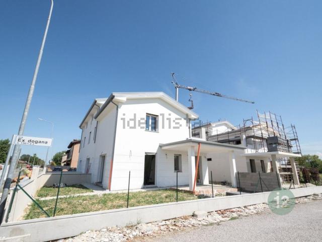Villetta a schiera in vendita di 128 m² in Via Ex Dogana