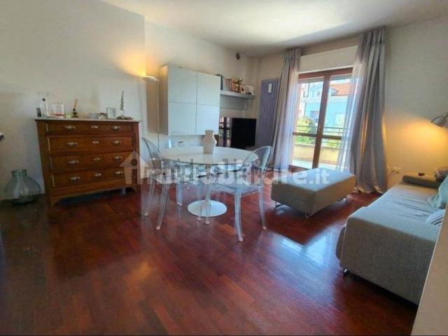 Villetta a schiera in vendita di 128 m² in Via Lino Liviabella