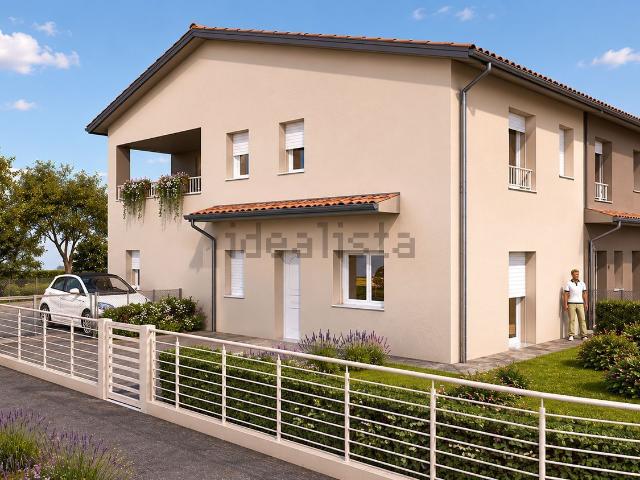 Villetta a schiera in vendita di 128 m² in Via Lughese