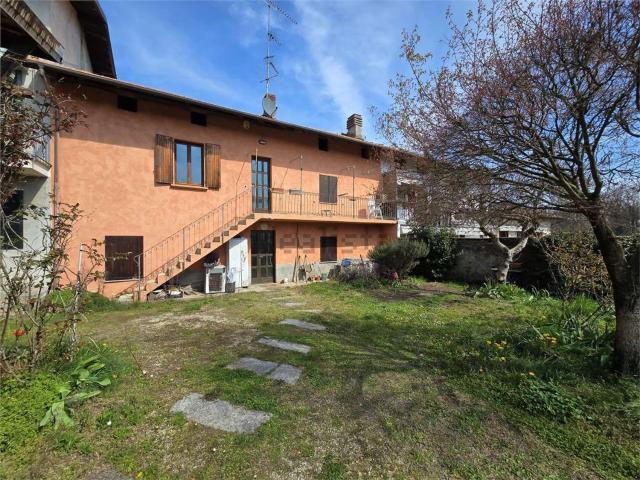 Villetta a schiera in vendita di 128 m² in Via Pianelle, 1