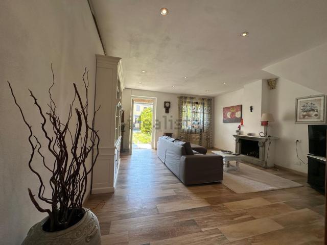 Villetta a schiera in vendita di 129 m² in Via Elettrica