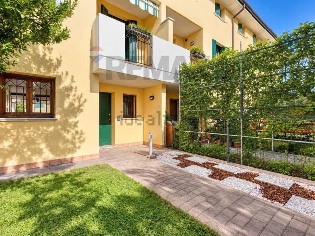 Villetta a schiera in vendita di 130 m² in Via G. Mameli