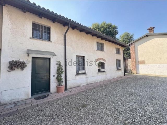 Villetta a schiera in vendita di 130 m² in Via Carlo Emilio Aschieri, 40