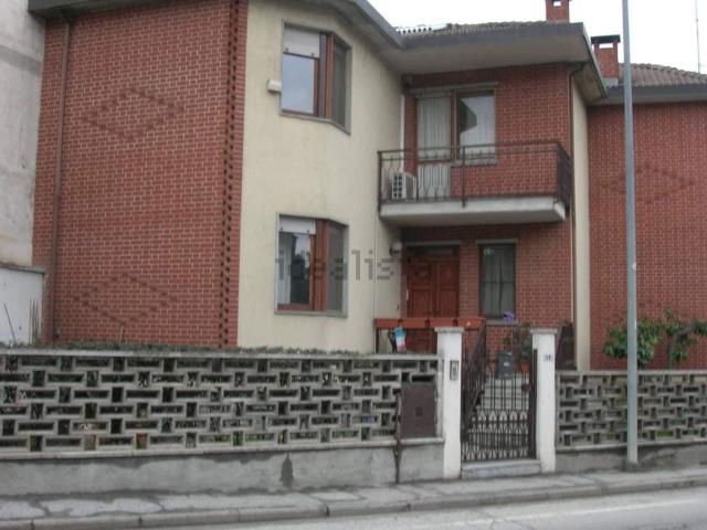 Villetta a schiera in vendita di 130 m² in Via Circonvallazione, 24