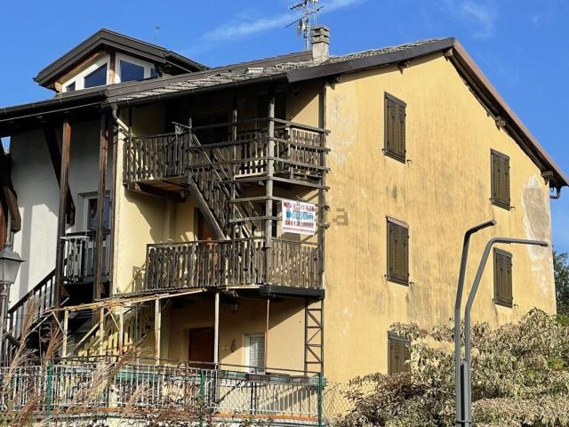 Villetta a schiera in vendita di 130 m² in Via Alberè