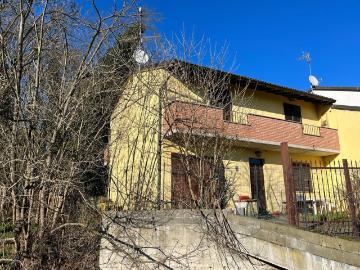 Villetta a schiera in vendita di 130 m² in Via Alberone