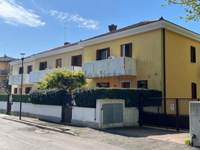Villetta a schiera in vendita di 130 m² in Via Giovanni Battista Costa, 2
