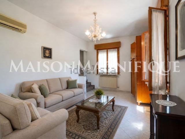 Villetta a schiera in vendita di 130 m² in Via Don Domenico Chendi
