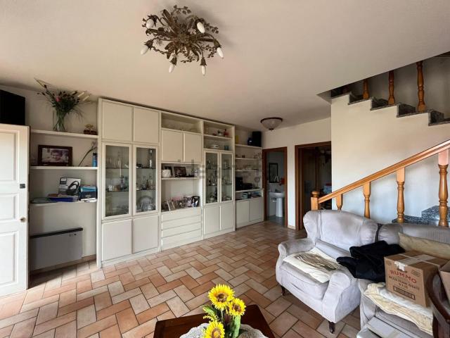 Villetta a schiera in vendita di 130 m² in Via del Brunello