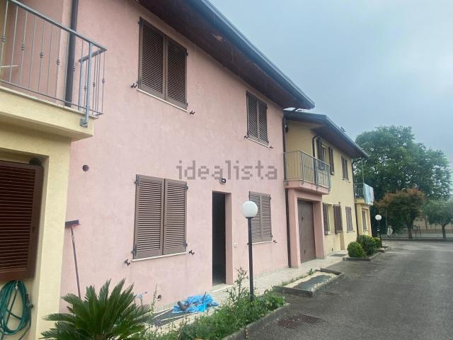 Villetta a schiera in vendita di 130 m² in Via di Jesi, 252