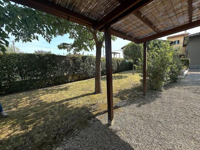 Villetta a schiera in vendita di 130 m² in Via di Pianezzoli