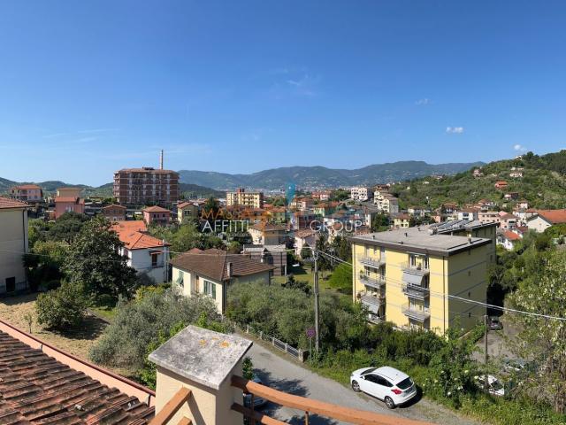 Villetta a schiera in vendita di 130 m² in Via Fresonara, 13
