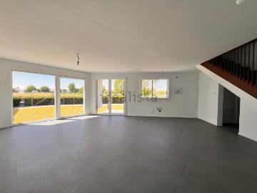 Villetta a schiera in vendita di 130 m² in Via Martiri delle Foibe