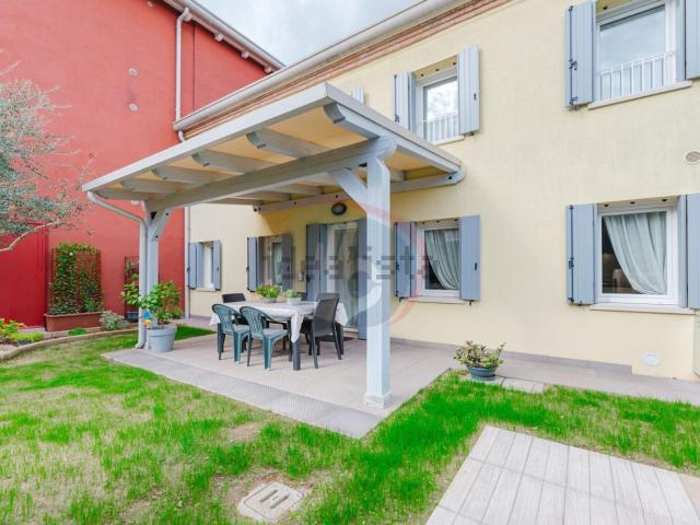 Villetta a schiera in vendita di 130 m² in Via Salvatore Vinciguerra