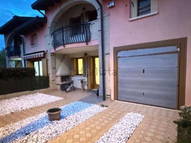 Villetta a schiera in vendita di 130 m² in Via San Biagio, 36