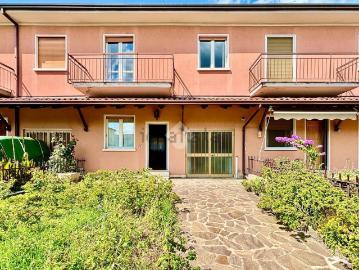 Villetta a schiera in vendita di 130 m² in Via Paolo VI, 21