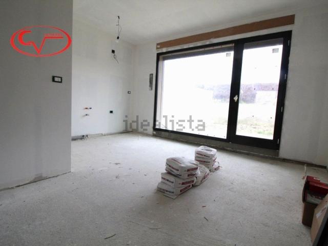 Villetta a schiera in vendita di 130 m² in Via Pernina