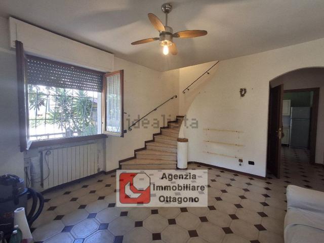 Villetta a schiera in vendita di 130 m² in Via Turandot