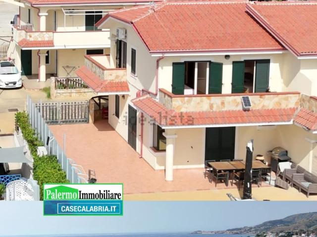 Villetta a schiera in vendita di 130 m² in Contrada Calabro, 15