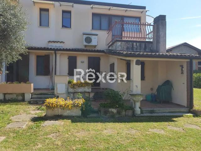Villetta a schiera in vendita di 130 m² in Località Scacciapensieri