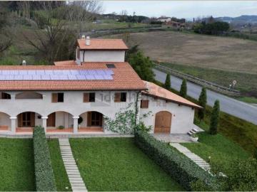 Villetta a schiera in vendita di 130 m² in Strada Regionale 69