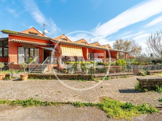 Villetta a schiera in vendita di 130 m² in Strada Ventunesima, 29
