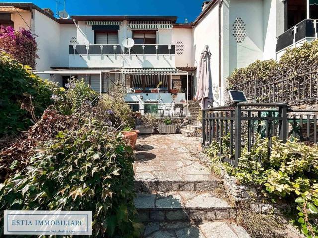 Villetta a schiera in vendita di 131 m² in Via Gelsomini, 18