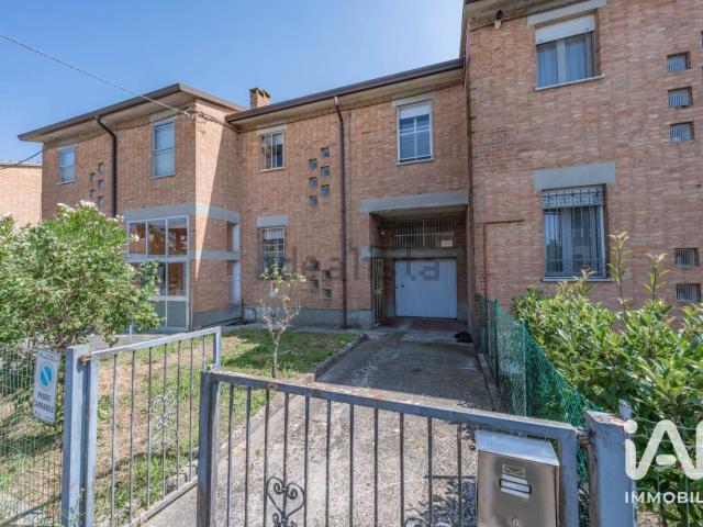 Villetta a schiera in vendita di 131 m² in Via del Pero