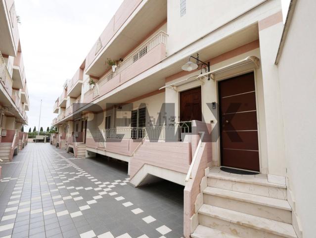 Villetta a schiera in vendita di 132 m² in Via Bari, 4