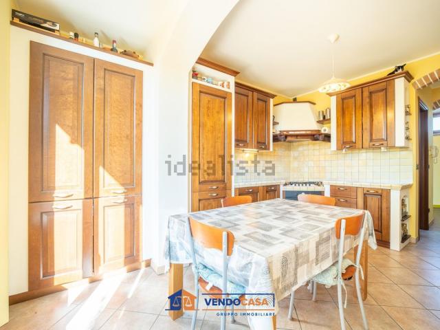 Villetta a schiera in vendita di 132 m² in Via Giovanni Giolitti, 71