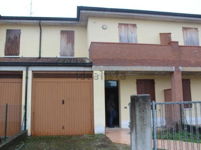 Villetta a schiera in vendita di 132 m² in Via Guastalla, 201
