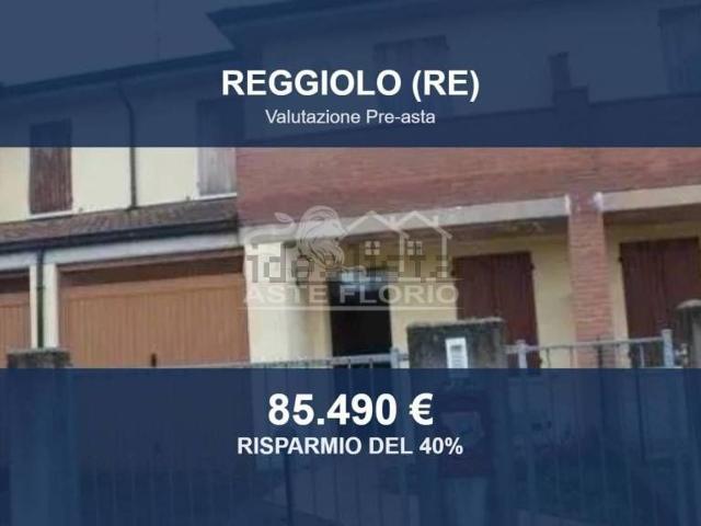 Villetta a schiera in vendita di 132 m² in Via Guastalla, 201