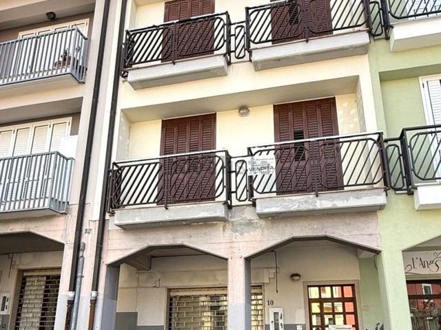 Villetta a schiera in vendita di 132 m² in Via de Maio, 10