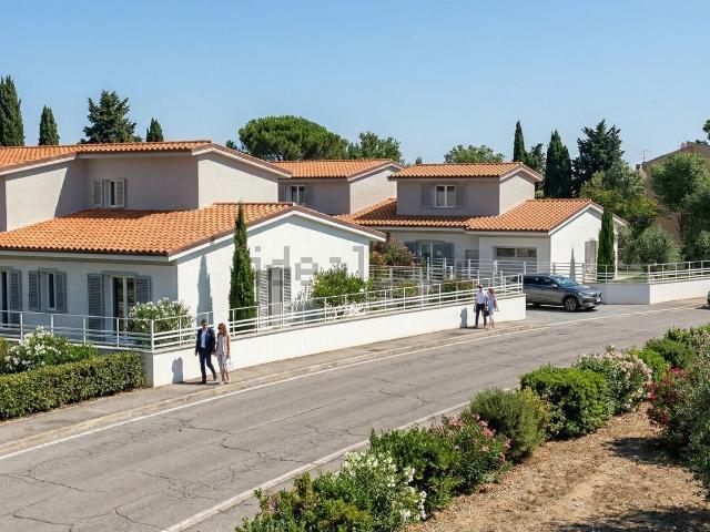 Villetta a schiera in vendita di 132 m² in Località Agazzi, 163