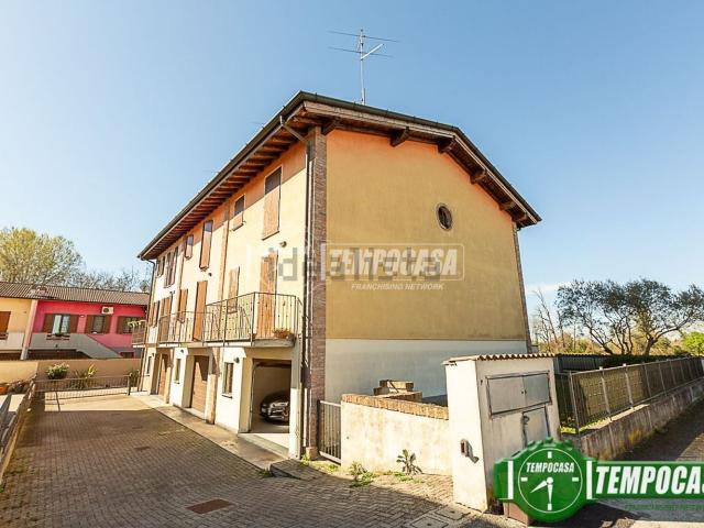 Villetta a schiera in vendita di 133 m² in Vicolo Madre Teresa di Calcutta