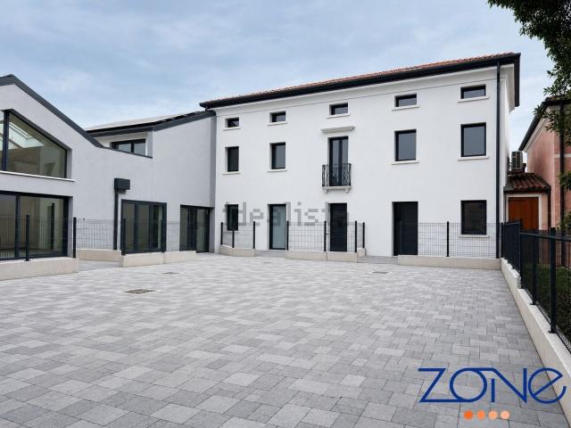 Villetta a schiera in vendita di 133 m² in Piazza San Mauro