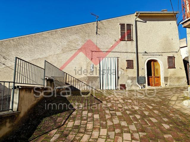Villetta a schiera in vendita di 135 m² in Via Colle