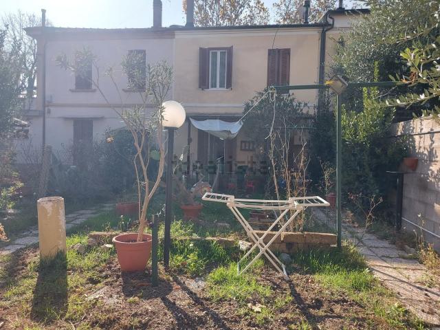 Villetta a schiera in vendita di 135 m² in Via Carlo Pisacane