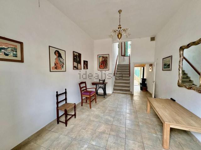 Villetta a schiera in vendita di 135 m² in Via Cesare Battisti